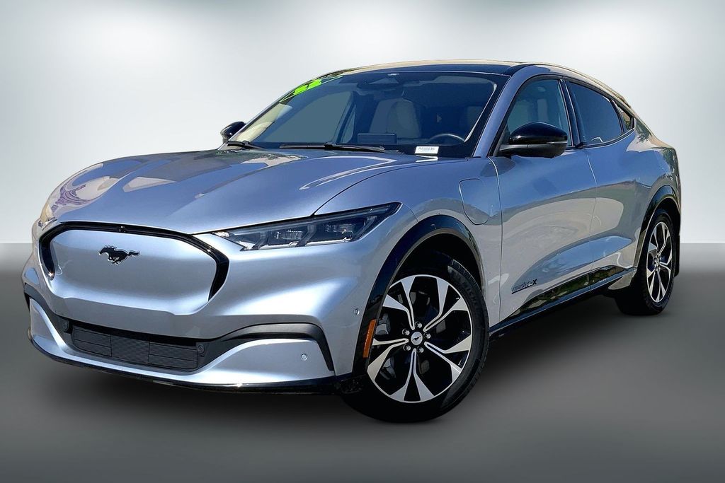 Used 2022 Ford Mustang Mach-E Premium AWD with VIN 3FMTK3SU6NMA56646 for sale in Kansas City, KS