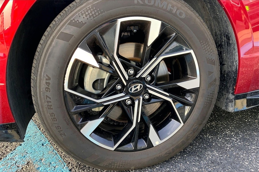 Used 2025 Hyundai Sonata SEL Sedan