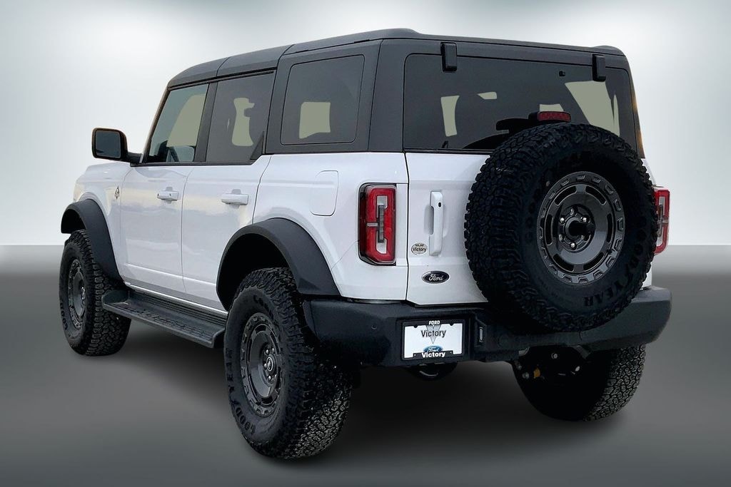 New 2025 Ford Bronco Outer Banks SUV