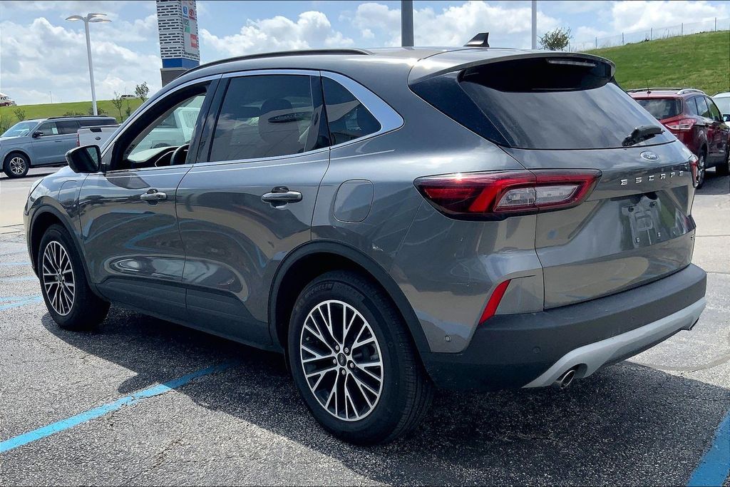 Used 2023 Ford Escape PHEV with VIN 1FMCU0E13PUA68973 for sale in Kansas City