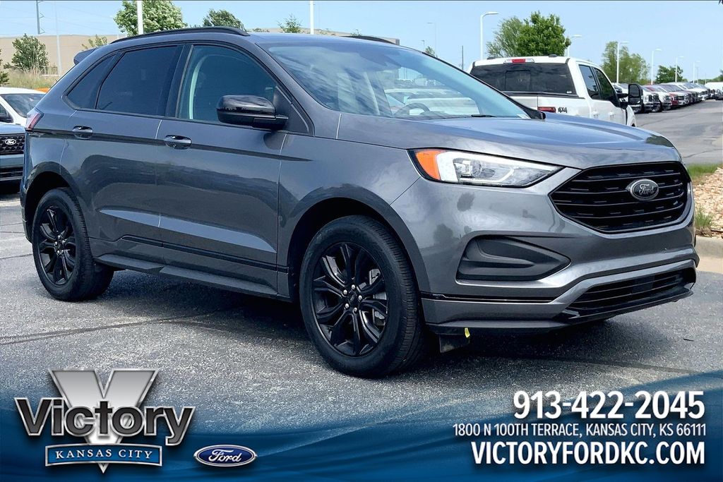 2022 Ford Edge SE AWD's photo