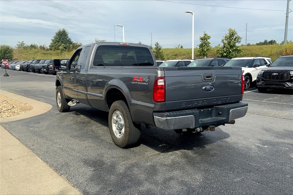 Used 2010 Ford F-250 Super Duty XLT with VIN 1FTSX2BR7AEA58106 for sale in Kansas City