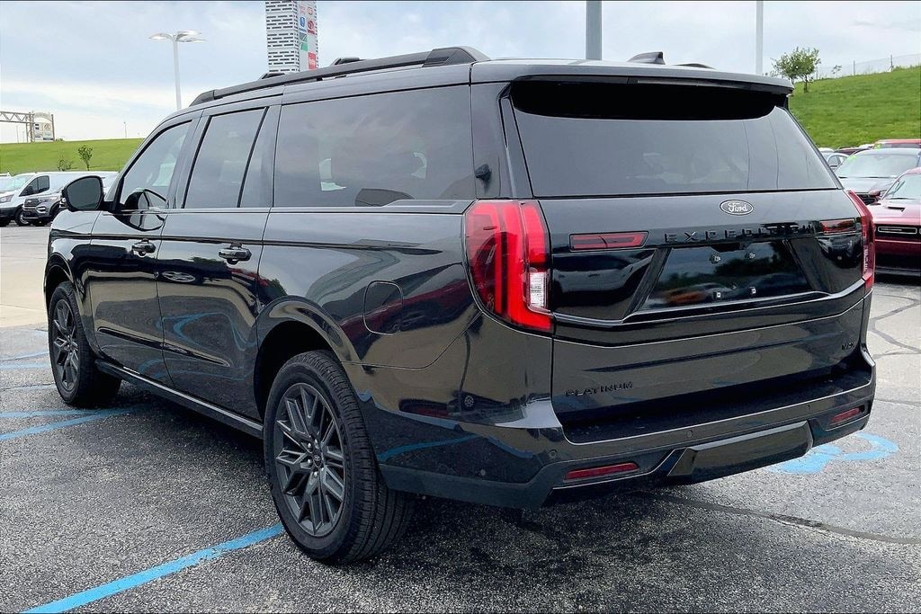 Used 2025 Ford Expedition Max Platinum SUV