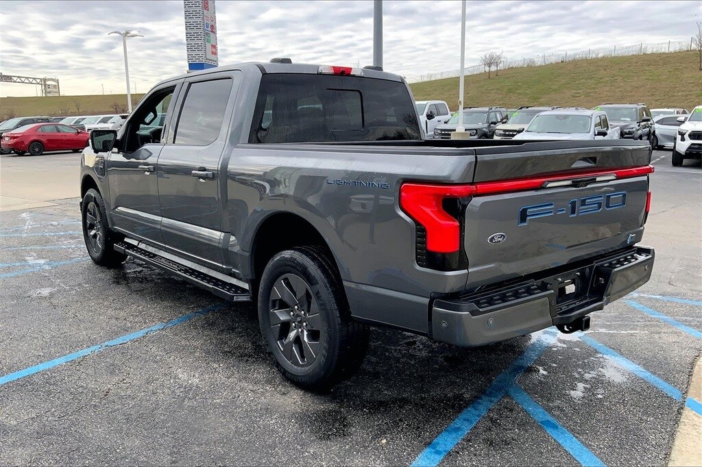 Used 2023 Ford F-150 Lightning Lariat Truck