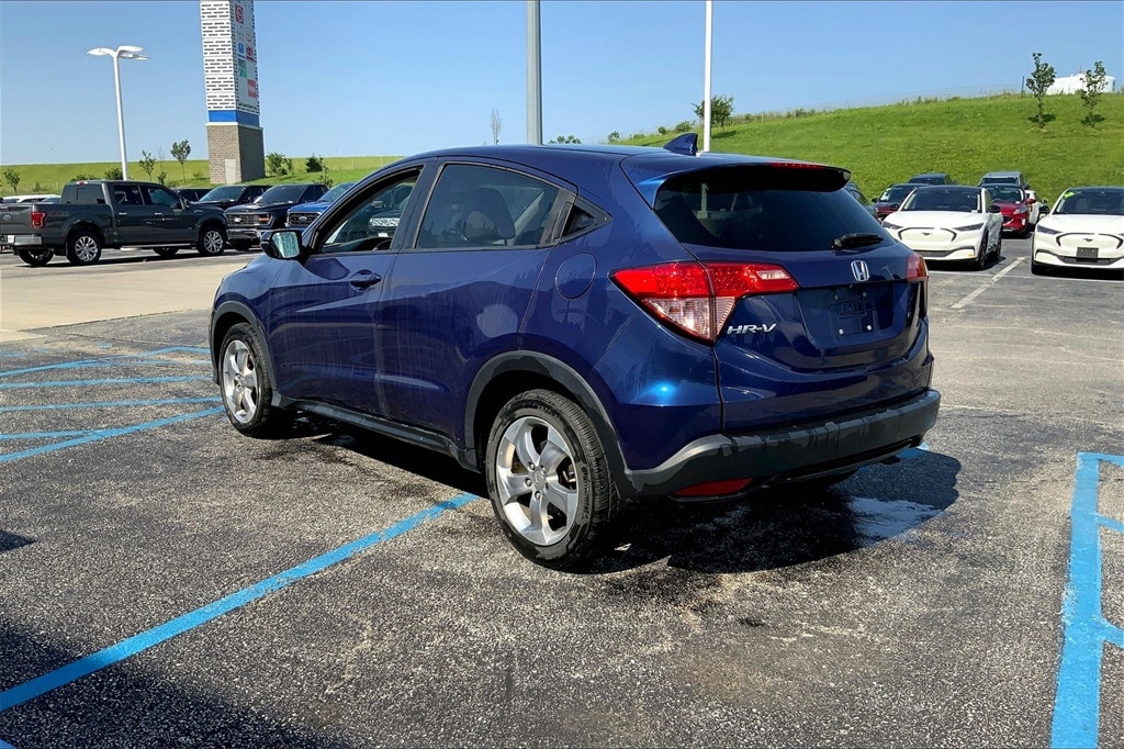 Used 2017 Honda HR-V EX with VIN 3CZRU5H57HG701273 for sale in Kansas City
