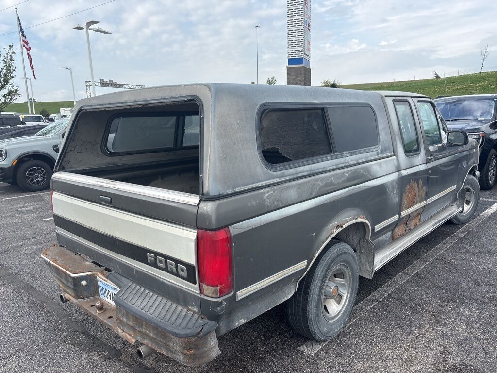 Used 1993 Ford F-150 XL Truck