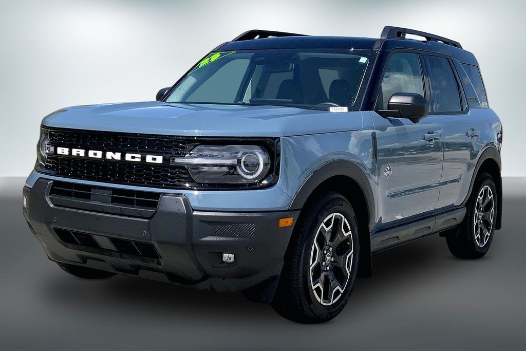 Used 2025 Ford Bronco Sport Outer Banks with VIN 3FMCR9CN4SRE01161 for sale in Kansas City