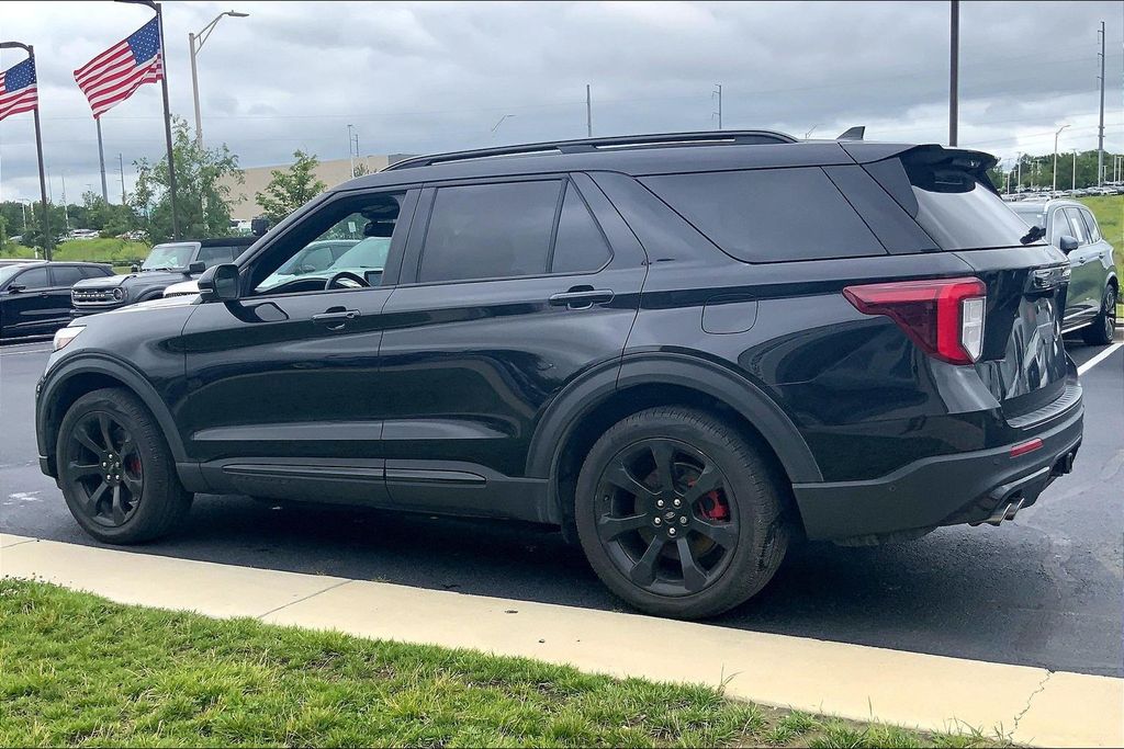 Used 2020 Ford Explorer ST with VIN 1FM5K8GC3LGA50204 for sale in Kansas City