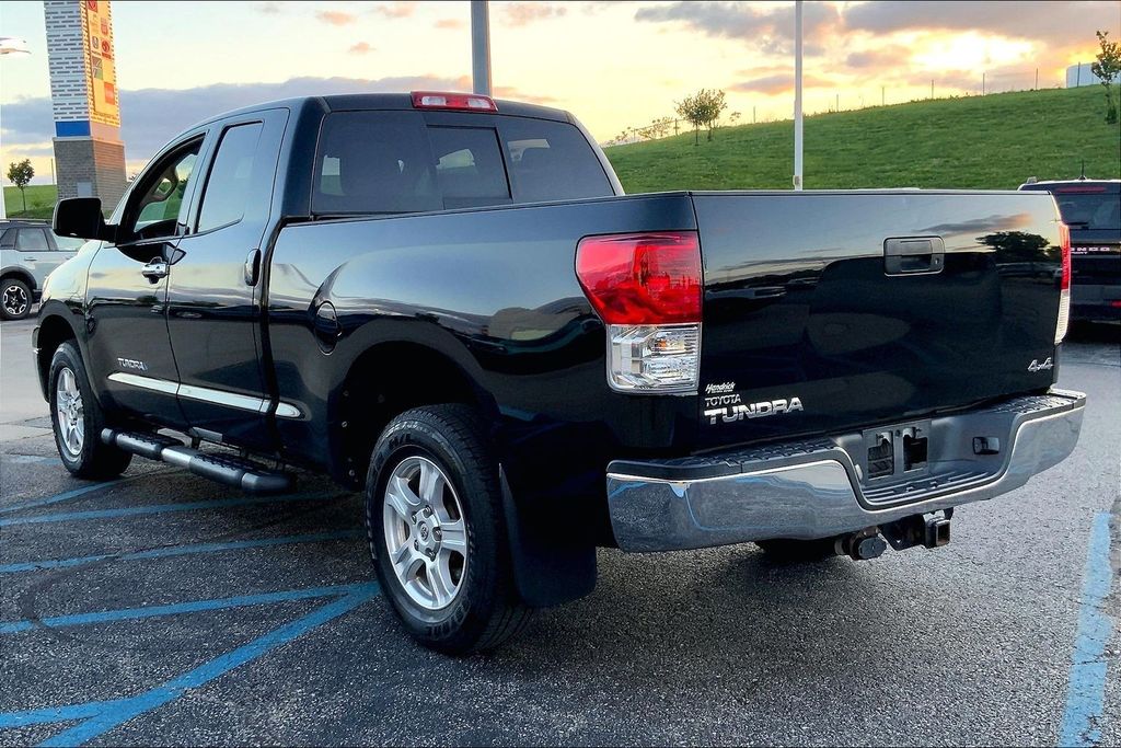 Used 2013 Toyota Tundra Tundra Grade with VIN 5TFUM5F12DX044680 for sale in Kansas City