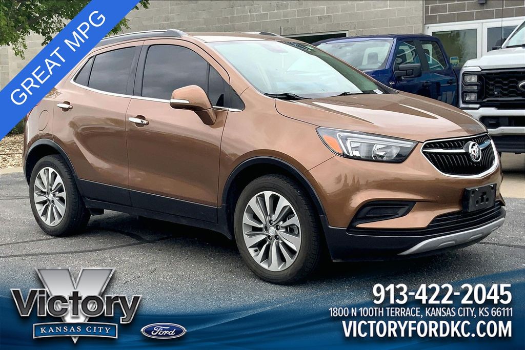 2017 Buick Encore Preferred's photo