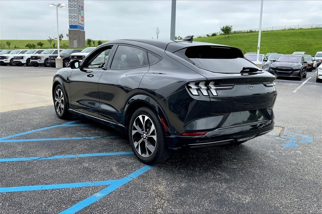 Used 2022 Ford Mustang Mach-E Premium RWD with VIN 3FMTK3R70NMA19592 for sale in Kansas City