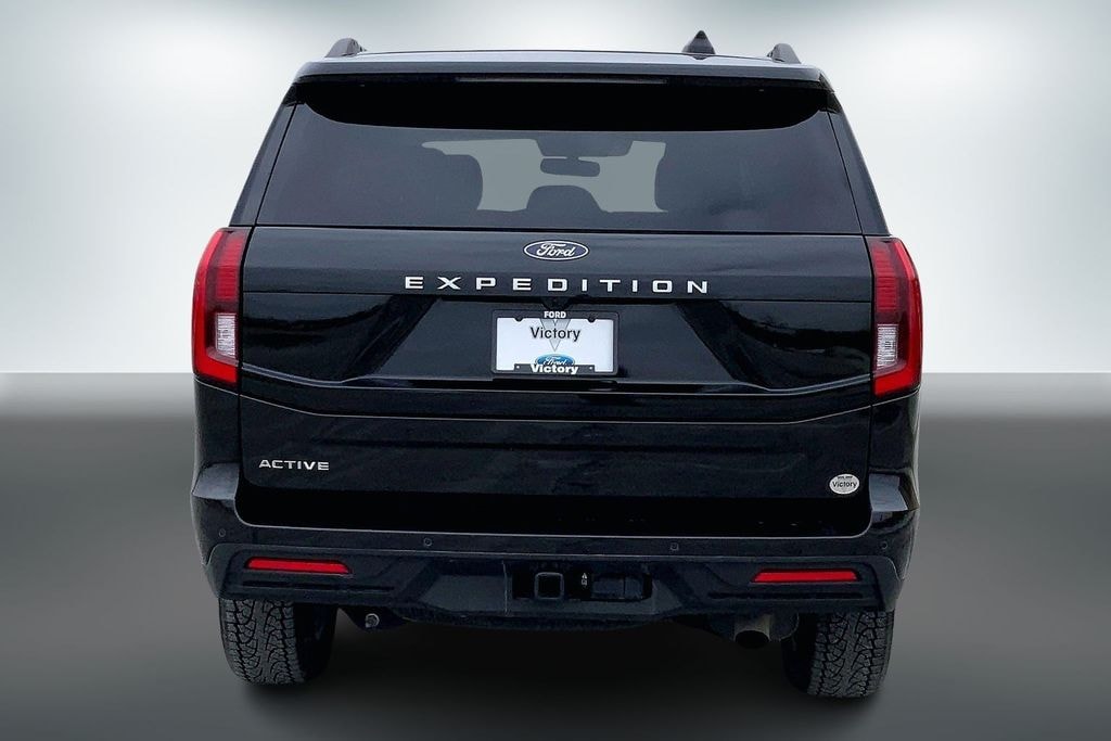 Used 2025 Ford Expedition Active SUV