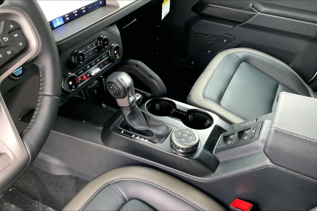 2025 Ford Bronco 4-Door Outer Banks - Photo 8