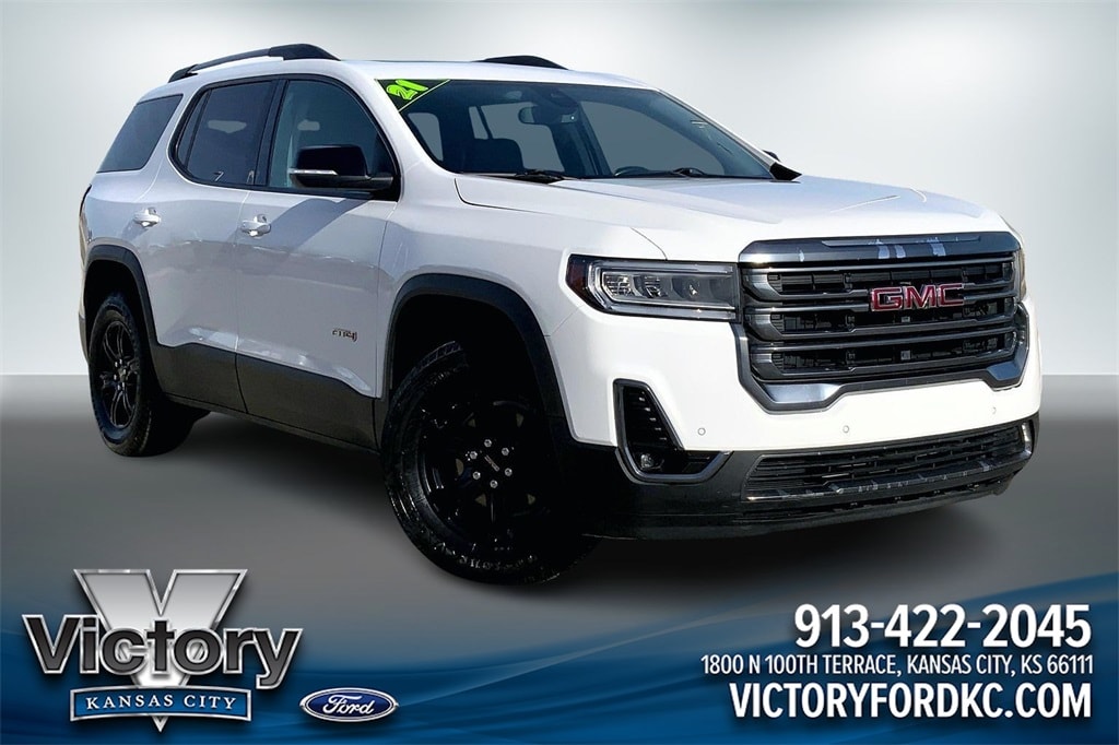 2021 GMC Acadia AT4's photo