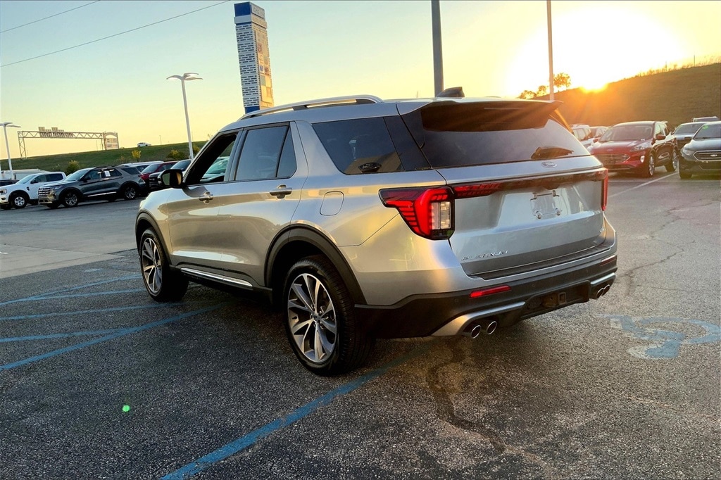 Used 2025 Ford Explorer Platinum with VIN 1FMWK8HC9SGA11375 for sale in Kansas City