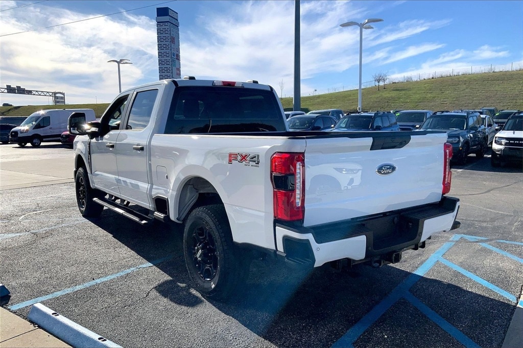 Used 2024 Ford F-250 Super Duty XL with VIN 1FT8W2BAXREE71740 for sale in Kansas City