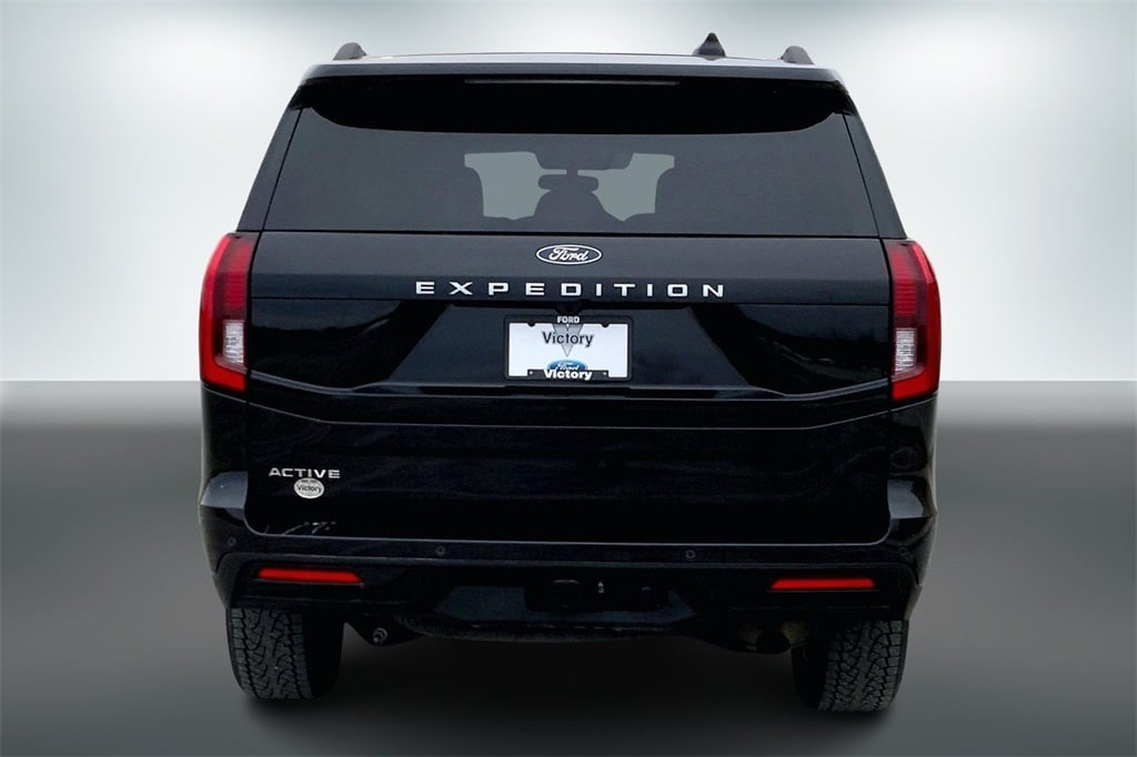 Used 2025 Ford Expedition Active SUV
