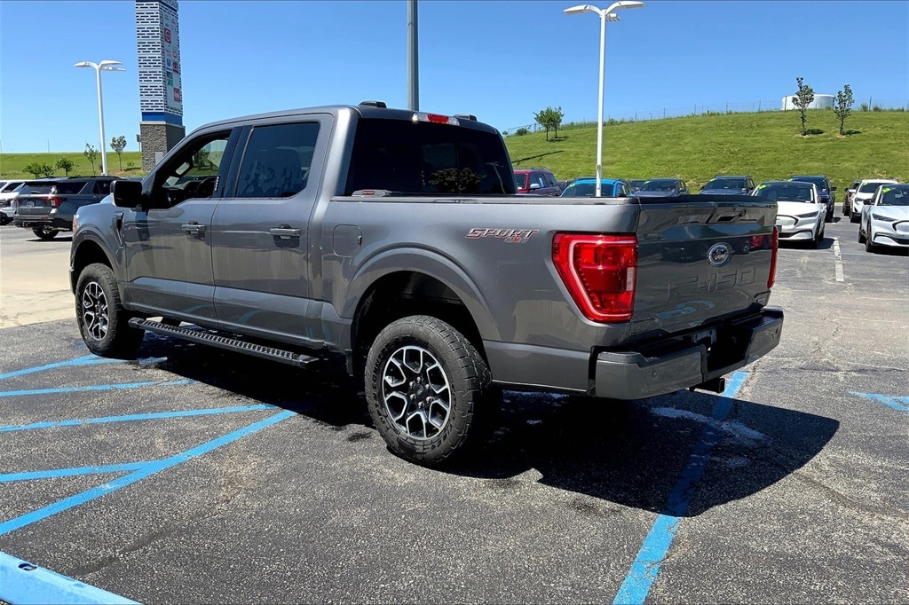 Used 2022 Ford F-150 XLT with VIN 1FTEW1EPXNKE71861 for sale in Kansas City