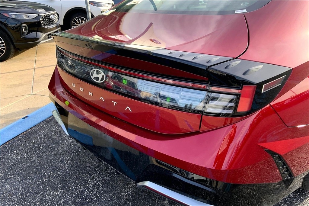 Used 2025 Hyundai Sonata SEL Sedan