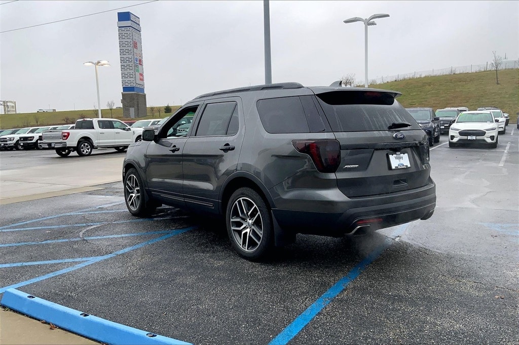 Used 2016 Ford Explorer Sport with VIN 1FM5K8GT9GGA95735 for sale in Kansas City