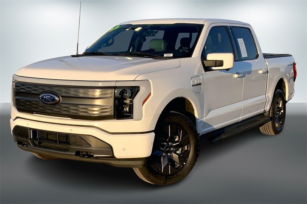 Used 2023 Ford F-150 Lightning Lariat Truck