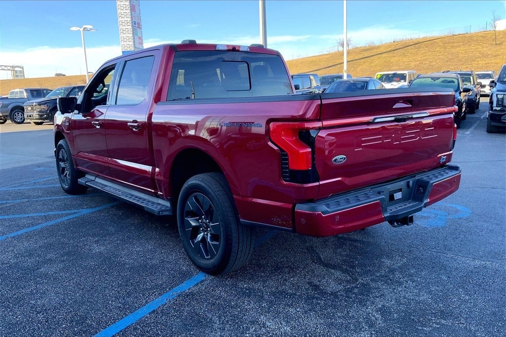 Used 2022 Ford F-150 Lightning Lariat with VIN 1FT6W1EV6NWG10458 for sale in Kansas City, KS