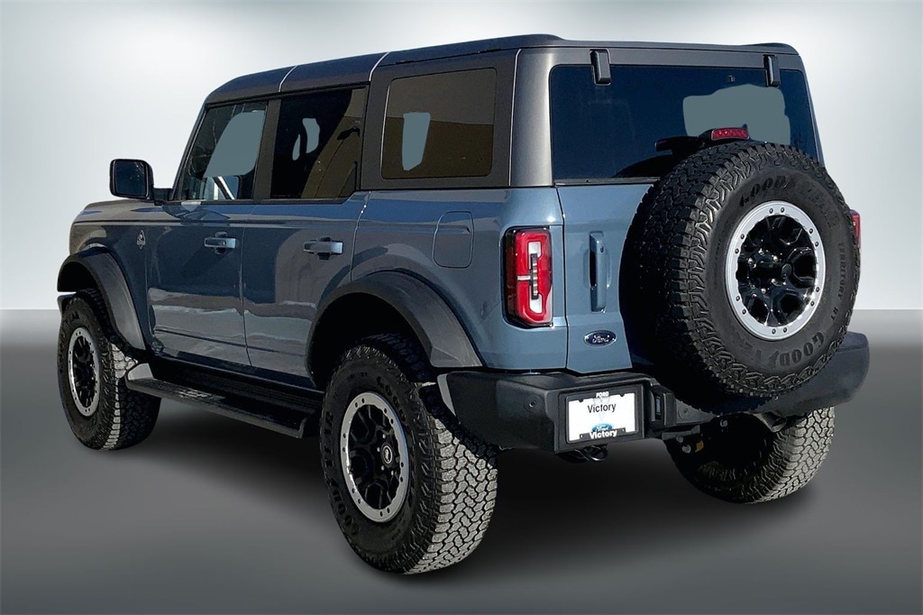 New 2025 Ford Bronco Outer Banks SUV