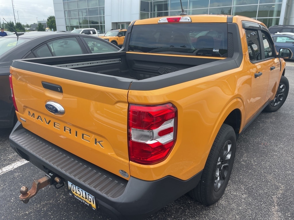 Used 2022 Ford Maverick XLT with VIN 3FTTW8E33NRA37175 for sale in Kansas City