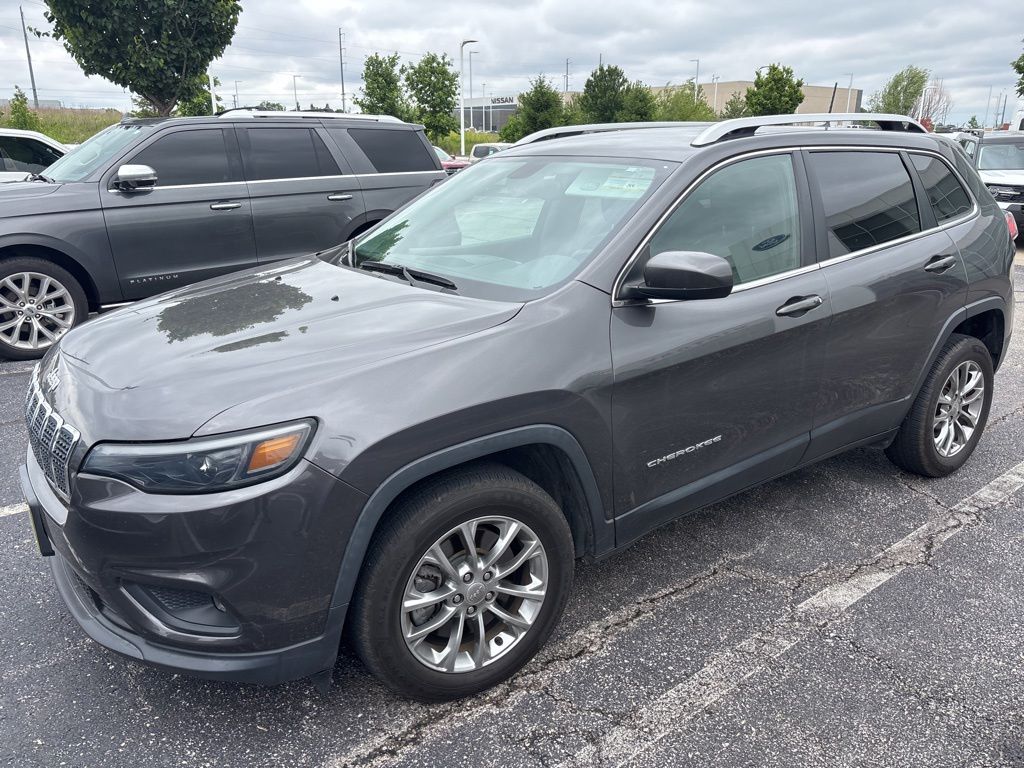 2019 Jeep Cherokee Latitude Plus's photo