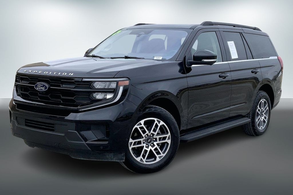 Used 2025 Ford Expedition Active SUV