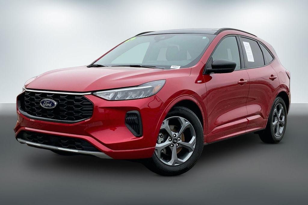 Used 2023 Ford Escape ST-Line with VIN 1FMCU0MN7PUB39273 for sale in Kansas City