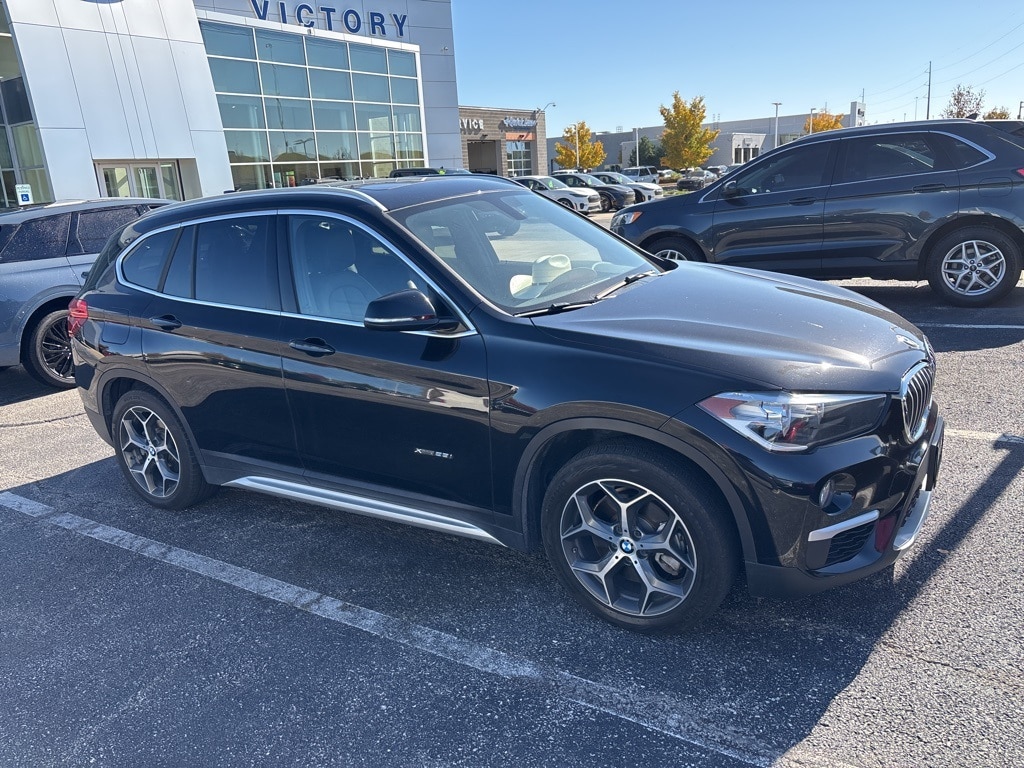 Used 2018 BMW X1 28i with VIN WBXHT3C3XJ5K23798 for sale in Kansas City