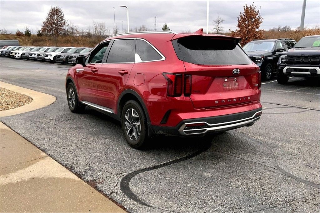 Used 2021 Kia Sorento Hybrid S SUV