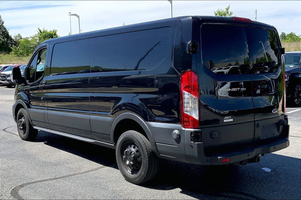 Used 2022 Ford Transit Van Base with VIN 1FTBW2YG6NKA60350 for sale in Kansas City