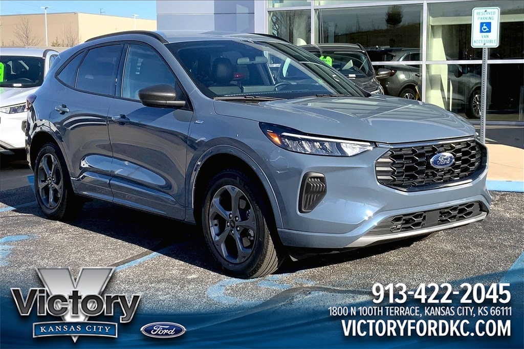 2024 Ford Escape ST-Line's photo