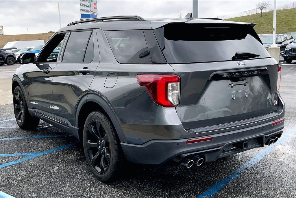 Used 2020 Ford Explorer ST with VIN 1FM5K8GCXLGB05893 for sale in Kansas City