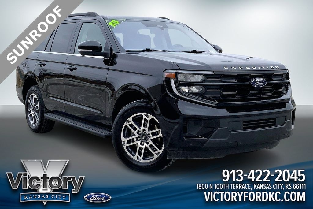 Used 2025 Ford Expedition Active SUV