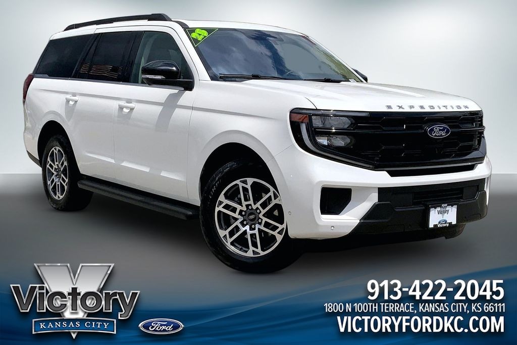 Used 2025 Ford Expedition Active SUV