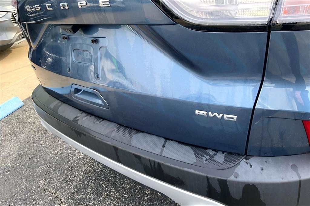 Used 2020 Ford Escape SE SUV