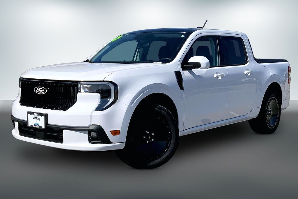 Used 2025 Ford Maverick Lobo Standard with VIN 3FTCW8TAXSRA55752 for sale in Kansas City