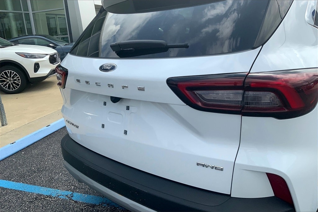 Used 2024 Ford Escape Active SUV