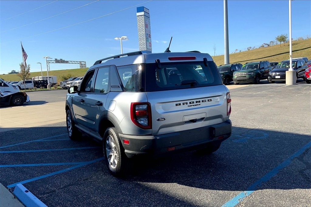 Used 2021 Ford Bronco Sport Base with VIN 3FMCR9A67MRA85060 for sale in Kansas City