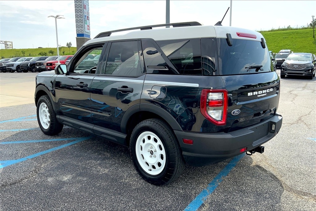 Used 2023 Ford Bronco Sport Heritage with VIN 3FMCR9G66PRD09138 for sale in Kansas City