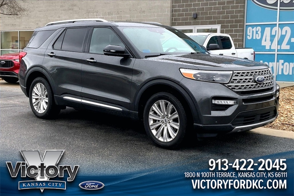 2020 Ford Explorer Limited's photo