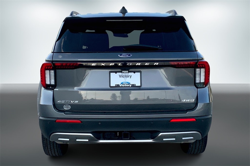 Used 2025 Ford Explorer Active SUV