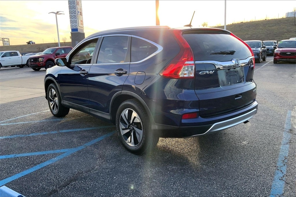 Used 2015 Honda CR-V Touring with VIN 5J6RM4H95FL055311 for sale in Kansas City