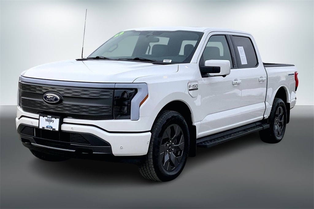 Used 2023 Ford F-150 Lightning Lariat with VIN 1FT6W1EV2PWG61572 for sale in Kansas City, KS