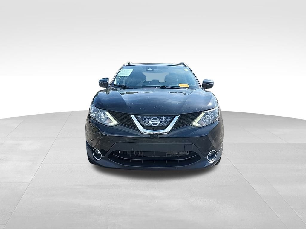 2018 Nissan Rogue Sport SL photo 2