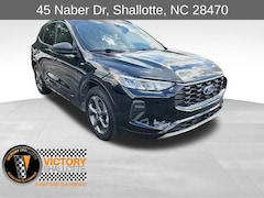 2023 Ford Escape ST-Line SUV