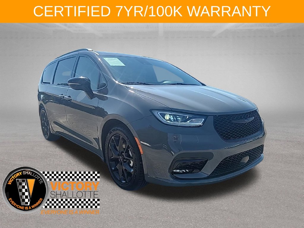 Certified 2025 Chrysler Pacifica Limited Van Passenger Van